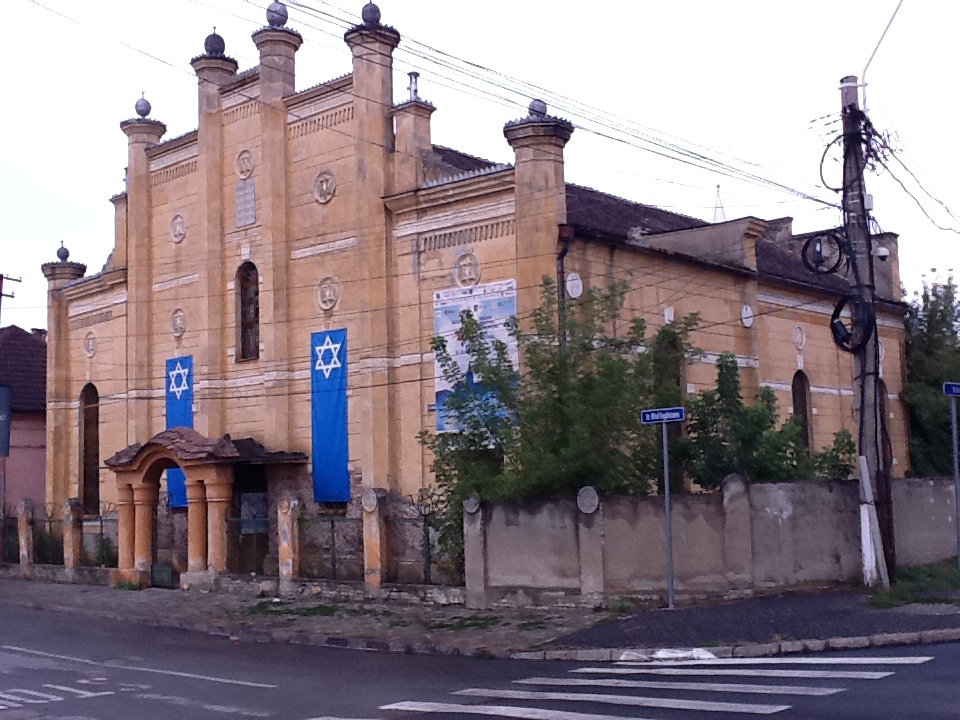 Medias synagogue exterior